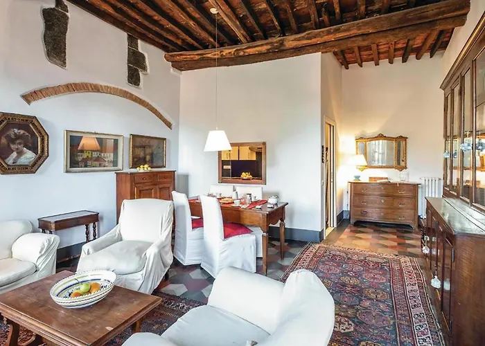 Casa Camuri - 2 Bedrooms, 2 Bathrooms ليفانتو